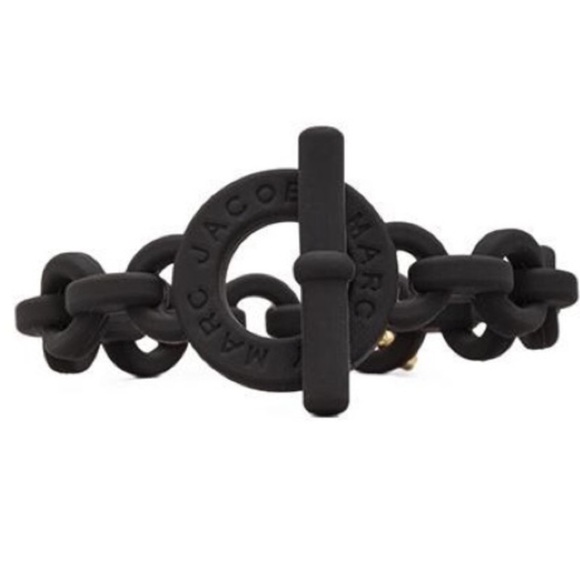 Marc by Marc Jacobs Black Silicone Toggle Bracelet. NWT. Retails:$32. Stretches - Picture 1 of 1